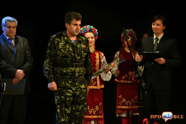 У Черкаській обласній філармонії вшанували воїнів-афганців (Фоторепортаж) — фото 9