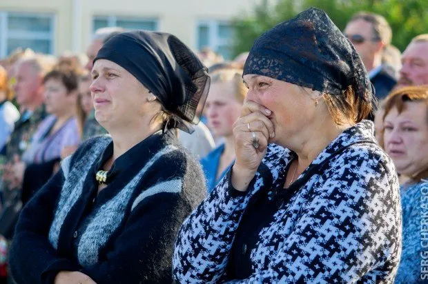 Сьогодні Черкащина попрощалася із загиблими прикордонниками (Фоторепортаж) — фото 4