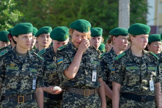 Сьогодні Черкащина попрощалася із загиблими прикордонниками (Фоторепортаж) — фото 8