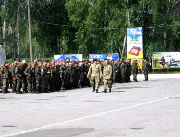 15 черкащан склали присягу на вірність українському народу і вирушають на Схід (Фото) — фото 2