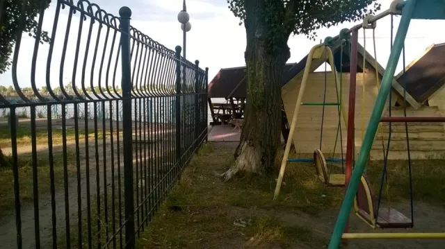 Через новий ресторан річпорт перетворився на смітник (Фото) — фото 4