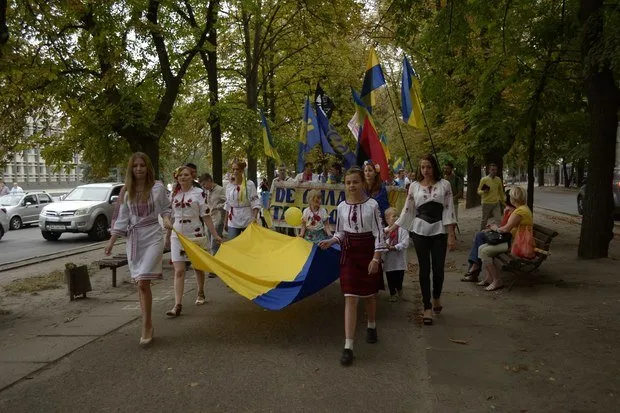 Близько півтисячі черкасців узяли участь у Марші патріотів (Фото) + (Відео) — фото 3