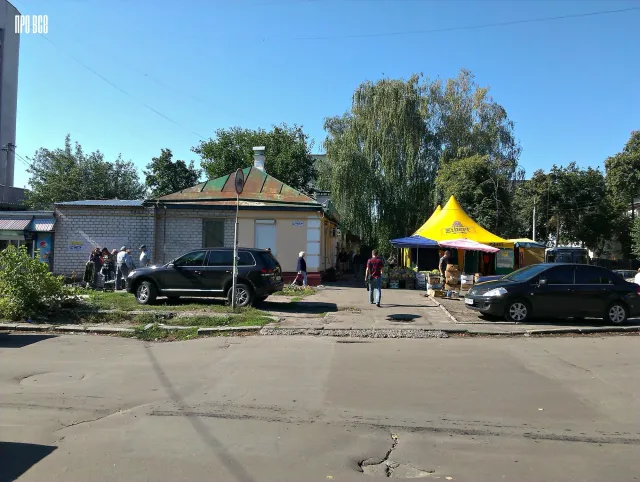 Нахабне паркування по-черкаськи або я паркуюсь як… (Фото) — фото 2