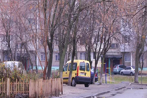 Правоохоронці затримали чоловіка, який зберігав у себе вдома велику партію амфетаміну (Фото) — фото 2