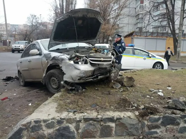 Працівниця прокуратури Черкаського району влаштувала жахливу ДТП (фото) — фото 3