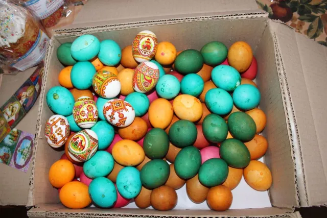 Черкаські бійці у АТО  зустрічатимуть Великдень із черкаськими пасками та крашанками. — фото 3
