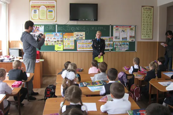 Міліціонери навчають дітей безпеки життєдіяльності (фото) — фото 3