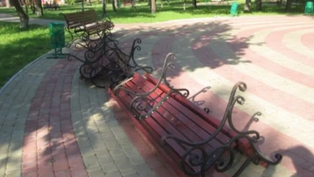 В Черкасах перевірили на практиці теорію «розбитого вікна» — фото 1